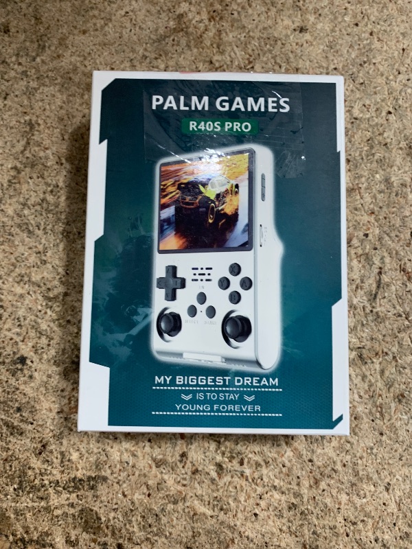 Photo 1 of ***PARTS ONLY** ONYAERS R40S Pro Retro Handheld Game Console | Portable Retro Gaming Console Built-in 30,000 HD Video Games | 3.5 Inch IPS Screen | 20+ Classic Emulators | 256GB Memory Card