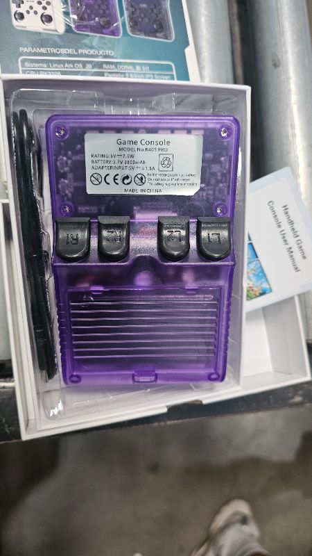 Photo 1 of ***PARTS ONLY** ONYAERS R40S Pro Retro Handheld Game Console | Portable Retro Gaming Console Built-in 30,000 HD Video Games | 3.5 Inch IPS Screen | 20+ Classic Emulators | 256GB Memory Card