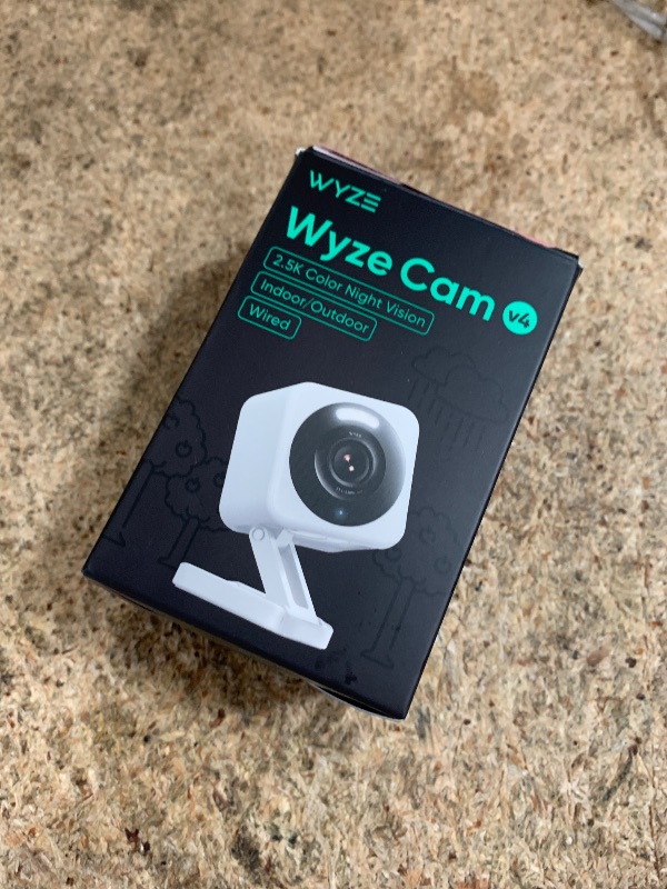 Photo 1 of (UNTESTED) WYZE Cam v4, 2.5K QHD WiFi Indoor/Outdoor Smart Home Security Camera, Pet/Baby Monitor, Motion Activated Spotlight/Siren, Color Night Vision, 2-Way Audio, Works with Alexa & Google, Free Expert Help