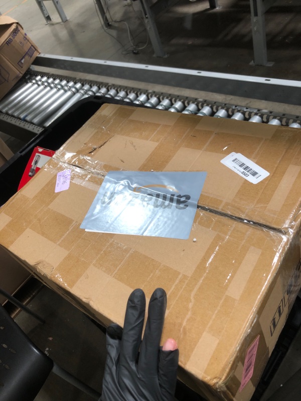 Photo 1 of 36pcs  Vases Set Small Vintage Glass Bottles Clear Bud Vases in Bulk Multiple Shape Cute Glass Vases for Rustic Wedding Centerpieces Table Decorations and Home Decor(Clear)