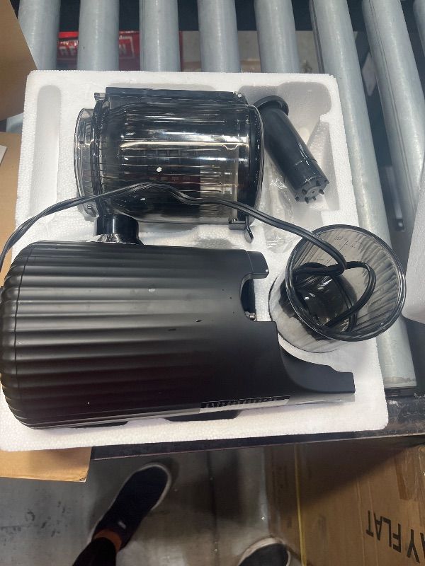 Photo 1 of *** PARTS ONLY***
MISSING A PIECE 
Cold Press Juicer, Juicer Machines Vegetable and Fruit with 5.3" Large Feed Chute, Electric Juicers of Pulp Seperation with 99% High Juice Yield, Preserves Nutrients, BPA Free, Easy to Clean (Black)
