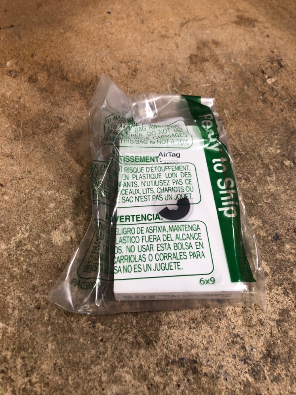 Photo 1 of ***(PARTS ONLY/ LOCKED/ NON FUNCTIONAL)***
Apple AirTag 4 Pack. Keep Track of and find Your Keys, Wallet, Luggage, Backpack, and More. Simple one-tap Set up with iPhone or iPad