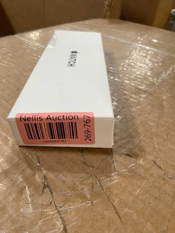 Photo 1 of (NO WRISTBAND) Apple Watch SE (2nd Gen) [GPS 40mm] Smartwatch with Starlight Aluminum Case with Lake Green Sport Loop One Size. Fitness and Sleep Trackers, Crash Detection, Heart Rate Monitor, Carbon Neutral
