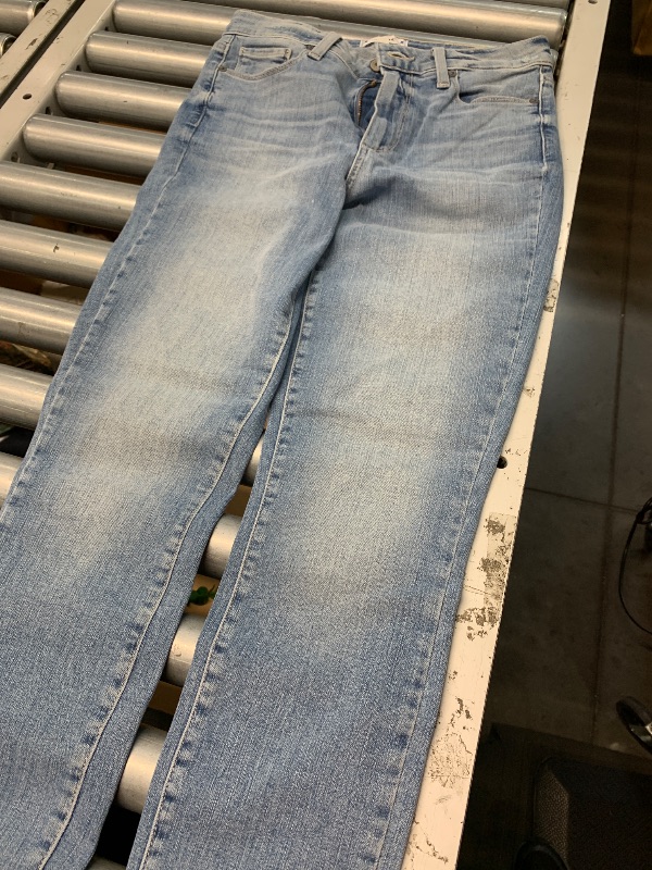 Photo 1 of (used) PAIGE Women's Cindy Straight Leg high Rise in Park ave, size 4 