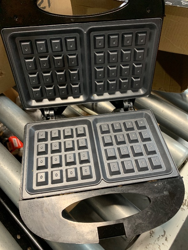 Photo 1 of (used)(see all images) Elite Gourmet EWM-2207# Electric Non-Stick Belgian Waffle Maker 