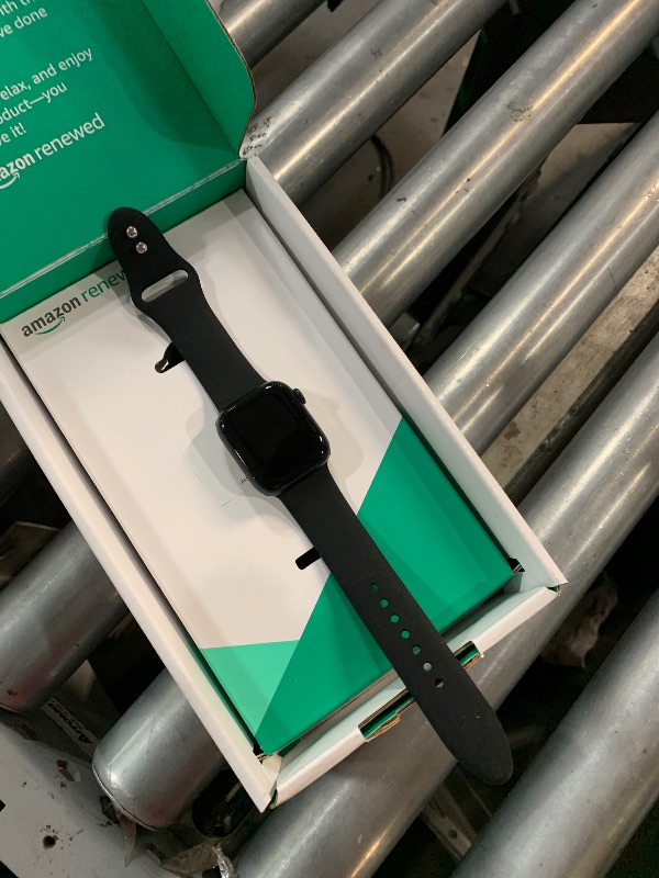 Photo 1 of Apple Watch Series 9 [GPS + Cellular 41mm] Midnight Aluminum Case with Midnight Sport Band S/M (Renewed Premium)