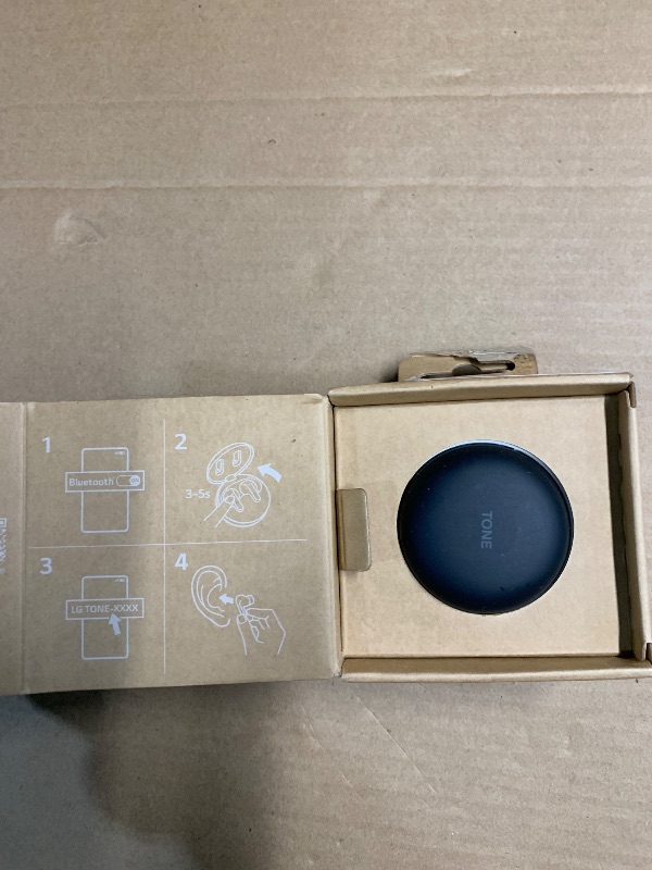 Photo 1 of ***(MAJOR DAMAGE/ SEE NOTES)***
LG Tone Free T60Q - Hybrid Active Noise Cancelling True Wireless Bluetooth Uvnano+ Earbuds