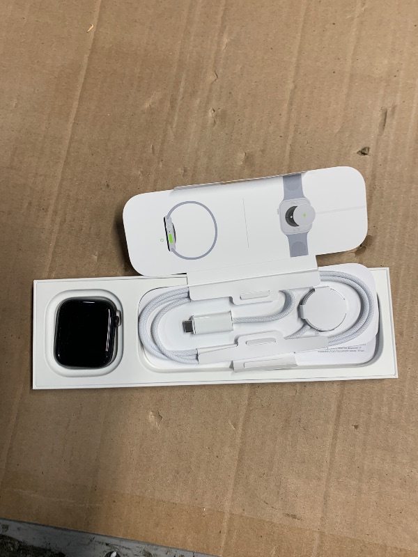 Photo 1 of (PARTS) (DAMAGED) (NOT FUNCTIONAL) Apple Watch Series 8 (GPS + Cellular, 45mm) - Midnight Aluminum Case with M/L Midnight Sport Band (Renewed Premium)