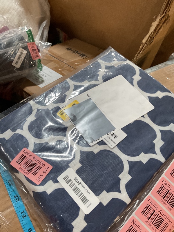 Photo 1 of (USED/FAIR) (BAGGED) Smiry Rectangle Picnic Table Cover, Waterproof Elastic Fitted Camping Tablecloths for 5 Foot Tables, Wipeable Flannel Backed Vinyl Tablecloth Protector for Indoor, Outdoor (Navy, 30x60 Inches)