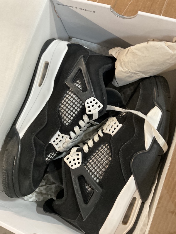 Photo 1 of (Men's) Air Jordan 4 Retro 'White Thunder' (2024) FQ8138-001 7.5