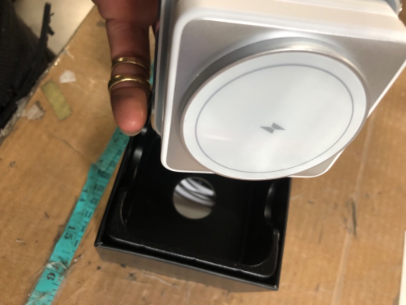 Photo 1 of ?2025 Upgraded? Wireless Charger 3 in 1, Foldable Wireless Charging Station with Light for Apple MagSafe Charger, Travel Magnetic Charger for iPhone 16/15/14/13/12 Apple Watch AirPods (20W Adapter)