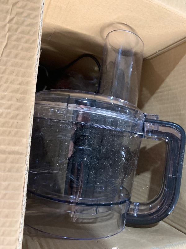 Photo 1 of ***(PARTS ONLY/ NON FUNCTIONAL)***BLACK+DECKER Food Processor and Vegetable Chopper, Stainless Steel Blade, 8-Cup Capacity, 450W Power with Attachments to Shred, Slice, Mince, Grind, and Puree