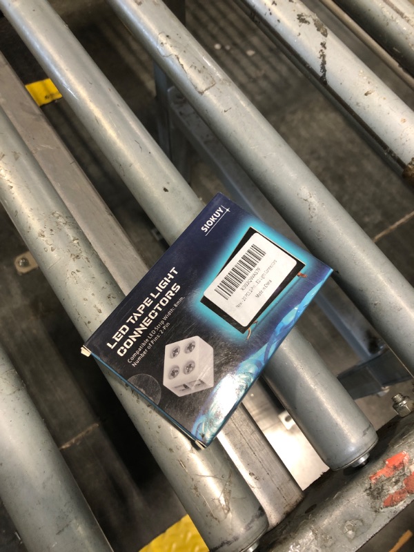 Photo 1 of 20 PCS 2-Pin 8mm Solderless LED Strip Connectors, Reliable and Easy-to-Install, Solidly Connected LED Light Connectors