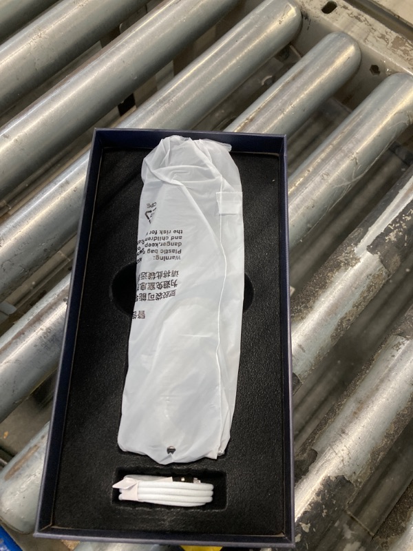 Photo 1 of * MISSING CORD*Hydrogen Water Bottle, Up to 6000ppb, Portable 5-Minute Hydrogen Water Generator with SPE/PEM Tech, OLED Display, IPX7 Waterproof, Rechargeable Ionizer Machine for Home, Fitness, Office, Dark Gray