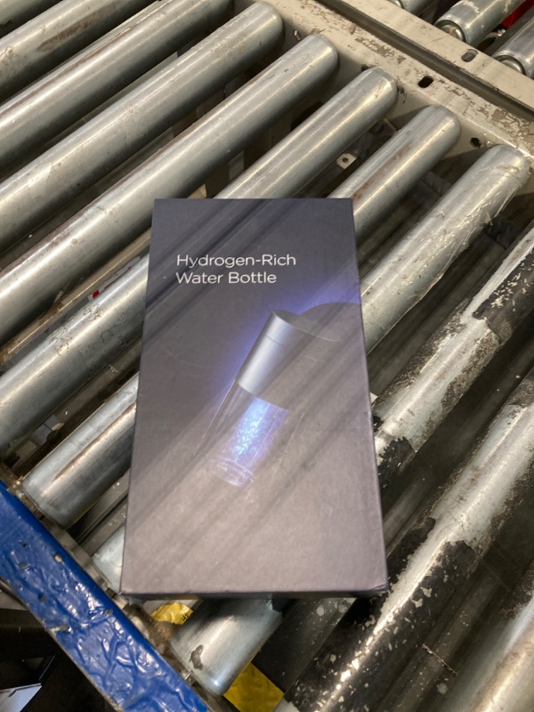 Photo 1 of * MISSING CORD*Hydrogen Water Bottle, Up to 6000ppb, Portable 5-Minute Hydrogen Water Generator with SPE/PEM Tech, OLED Display, IPX7 Waterproof, Rechargeable Ionizer Machine for Home, Fitness, Office, Dark Gray