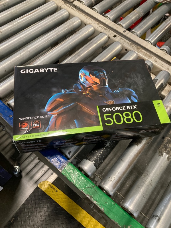 Photo 1 of ***NON FUNCTIONAL, FOR PARTS ONLY*** GIGABYTE GeForce RTX 5080 WINDFORCE OC SFF 16G Graphics Card, WINDFORCE Cooling System, 16GB 256-bit GDDR7, GV-N5080WF3OC-16GD Video Card