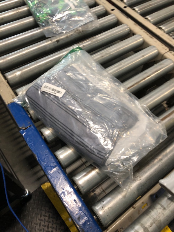 Photo 1 of ****PARTIAL SET**** HOMEXCEL Microfiber Cleaning Cloth, Kitchen Towels 12 Pack, Lint Free, Scratch-Free, Highly Absorbent, Reusable Dish Towels for Kitchen and Household