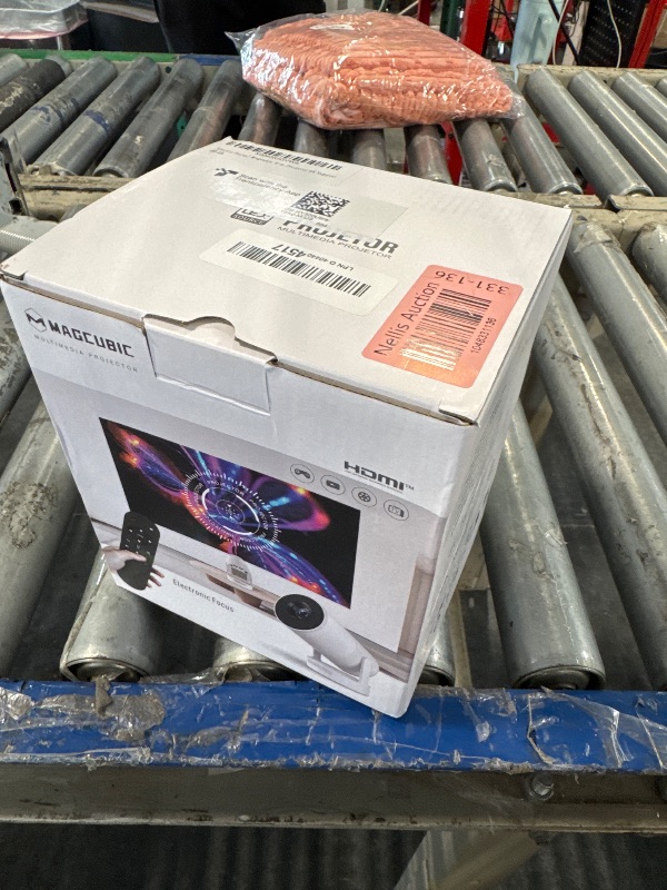 Photo 1 of ?Electric Focus?Magcubic Mini Projector 4K Support, Smart Projector with WiFi 6 and Bluetooth 5.4, 5W Soundbase Speaker, 180° Rotation, Portable Proyector for Home Theater HY300 Ultra (Grey)