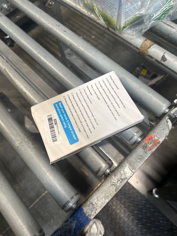 Photo 1 of ****ONLY ONE PCS ****Cafhelp 2-Pack Tongue Scraper, 100% 304 Surgical Stainless Steel Tongue Cleaner for Both Adults and Kids, Professional Reduce Bad Breath Metal Tongue Scrapers, Help Your Oral Hygiene (with 2 cases)