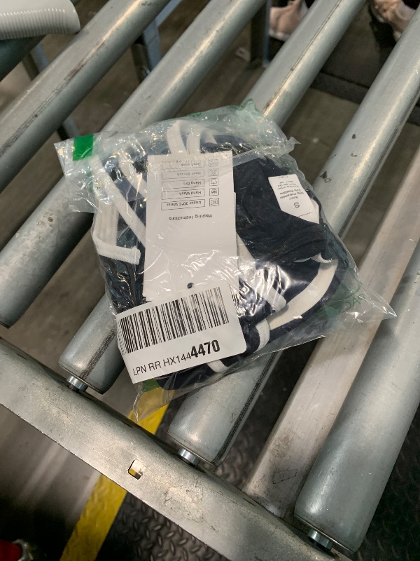 Photo 1 of *** only the top*** QBGJTD Two Piece Workout Sets for Women V Neck Color Block Crop Tank Sports Bra Matching High Waist Booty Lifting Biker Shorts 2 Piece Gym Yoga Active Wear Outfits Womens Athletic Work Out Black S