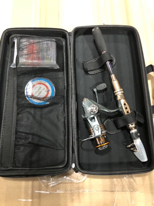 Photo 1 of ****** ONLY ONE ROD ****** Tripquips Fishing Rod, 2PCS Telescopic Fishing Rod and Reel Combo with Fishing Pliers and Lip Gripper, Pre-Loaded Spinning Reel Combo Set, Fishing Pole with Carrier Bag Fishing Gear-Blue & Green