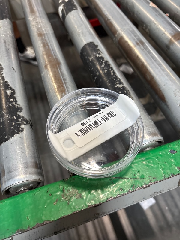 Photo 1 of 1 Pcs Replacement 40 oz Tumbler Lid Compatible with Stanley Cup, Dustproof Spill Proof Splash Resistant Tumbler Covers Fit for Stanley Tumbler and More Coffee Mugs (White)