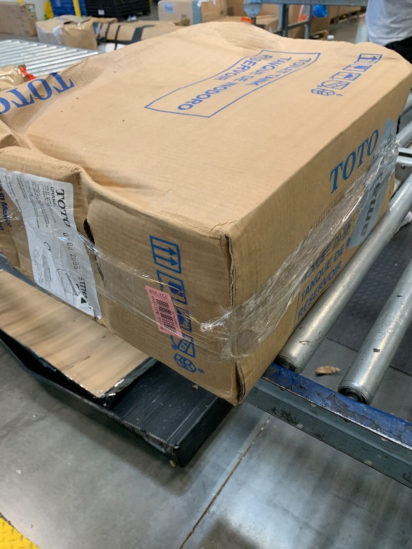 Photo 1 of ******SIMILAR ITEM*/***
TOTO Drake 1.28 GPF Toilet Tank with WASHLET+ Auto Flush Compatibility, Cotton White - ST776EA#01
