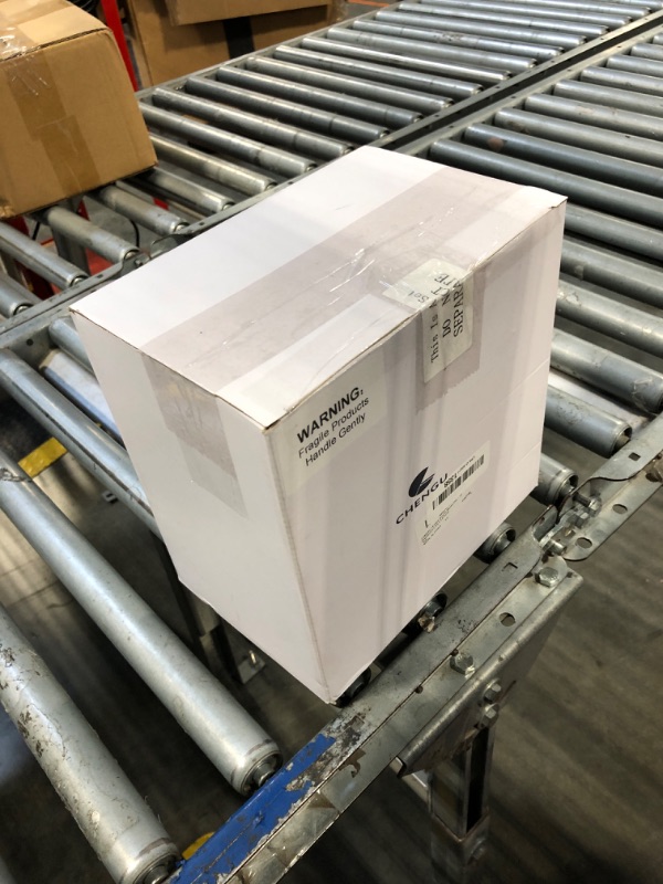 Photo 1 of * only 8 pieces* CHENGU 18 Pack Acrylic Boxes Clear Cube Small Square Storage Box with Lid Acrylic Display Small Container Clear Candy Cubes for Candy Jewelry Display(2.6 x 2.6 x 2.6 Inch)