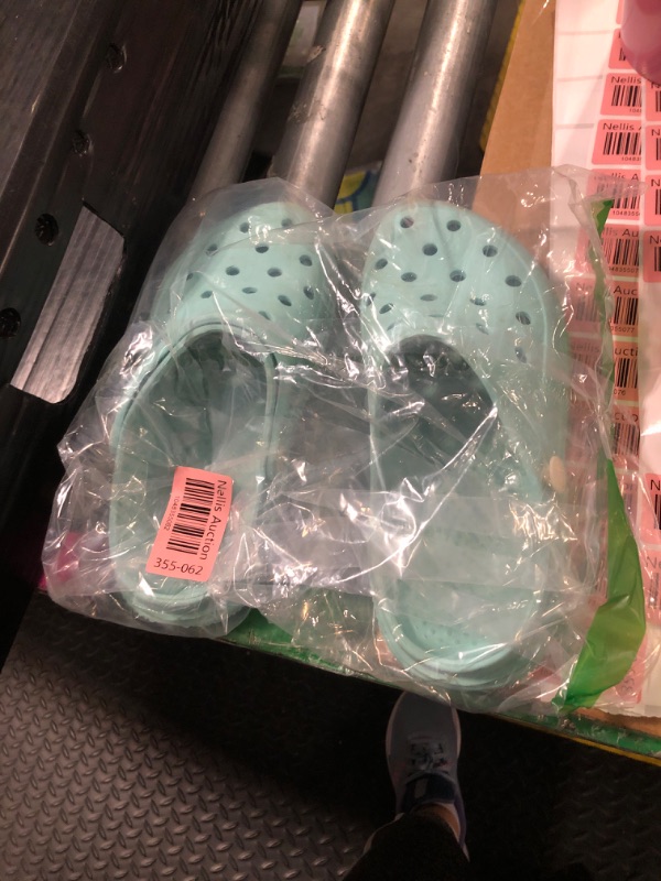 Photo 1 of **VERY USED**Toddler Kids Clogs for Boys Girls Comfortable Slip on Sandals Beach Pool Slides Water Blue