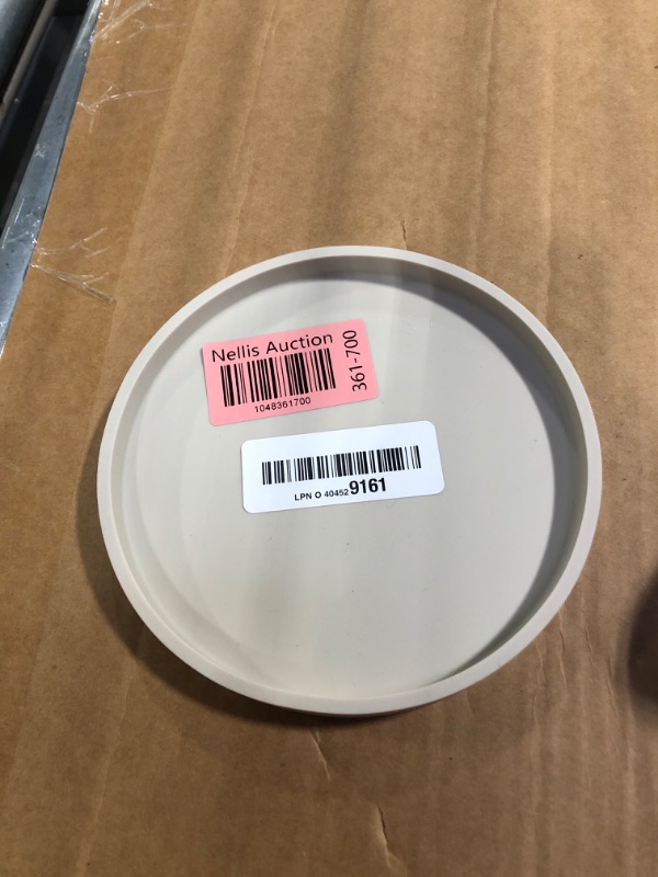 Photo 1 of ***ONLY 1***
Pet Silicone Food Mat, Nonslip Waterproof Feeding Bowl Mat with Raised Edges for Food and Water Prevent Spills, Round Eating Tray for Dog Cat Puppy Kitten, 6'' x 6''