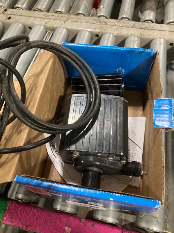 Photo 1 of *****VERY USED***** Danner Manufacturing, Inc., Supreme Aqua-Mag 1200 GPH Magnetic Drive Water Pumps for Aquarium, 02712