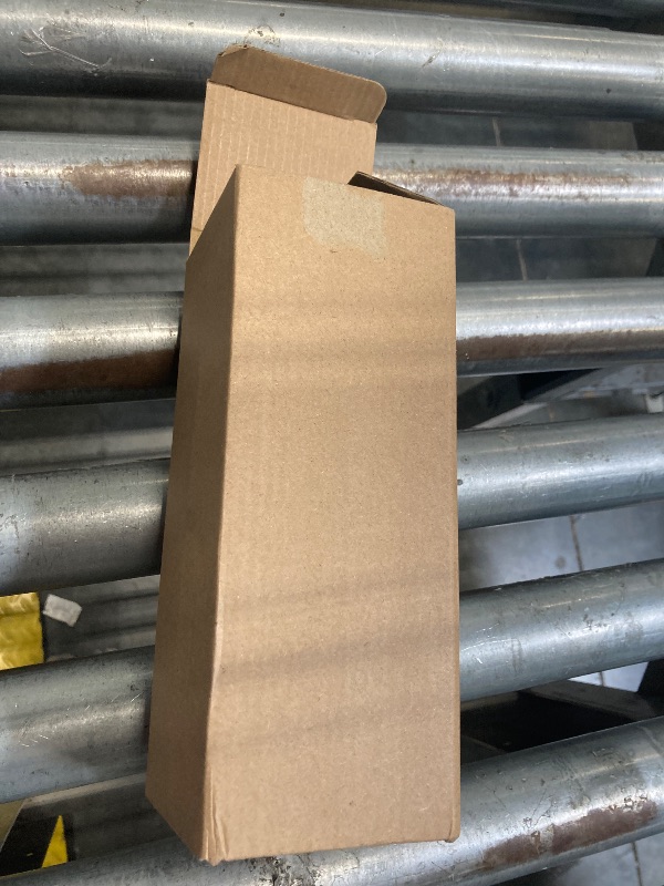 Photo 1 of **MISSING STRAW**DAMCONME Glass Cups with Lids and Straws 1Pack,Glass Coffee Cups,Glass Cup with Lid for Iced Coffee,Smoothie,Cocktail,Beer,Whiskey,Soda,Matcha,16 Oz Glass Cup with Bamboo Lid,1 Brush