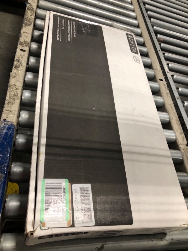 Photo 1 of ***DAMAGED***SCTRATCHED***SEE PICS***Delta Essa Brushed Nickel Touch Kitchen Faucet with Pull Down Sprayer, Modern Single Hole Touch On Kitchen Sink Faucet, Single Handle, Arctic Stainless 9113T-AR-DST