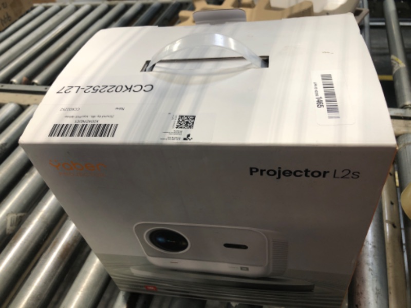 Photo 1 of [Sound by JBL & Seamless Autofocus] Yaber 1080P Projector with WiFi 6 and Bluetooth, Portable Outdoor Movie Projector, Home Theater Projector for iPhone/TV Stick/HDMI/USB/Laptop/PS5-White