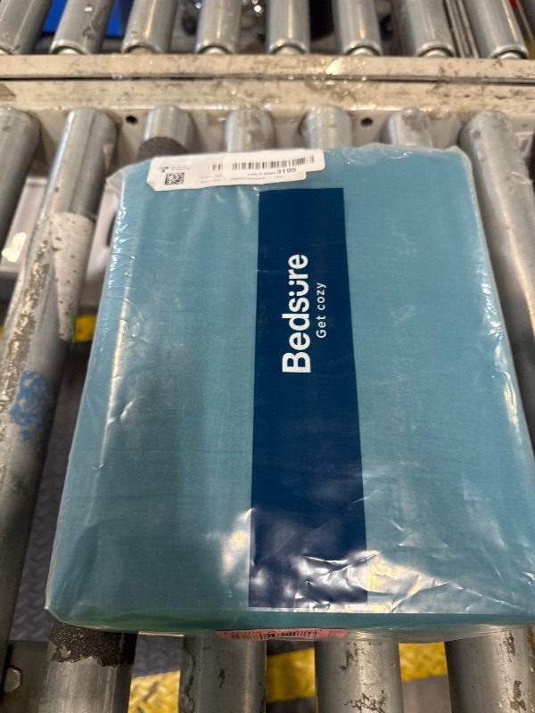 Photo 1 of **COMFORTER NOT INCLUDED**Bedsure Teal Duvet Cover Full Size - 3 Pieces Prewashed Extra Soft Cotton-Like Bedding Set, Includes 1 Duvet Cover 80x90 Inches with Zipper Closure & 2 Pillow Shams, Comforter Not Included