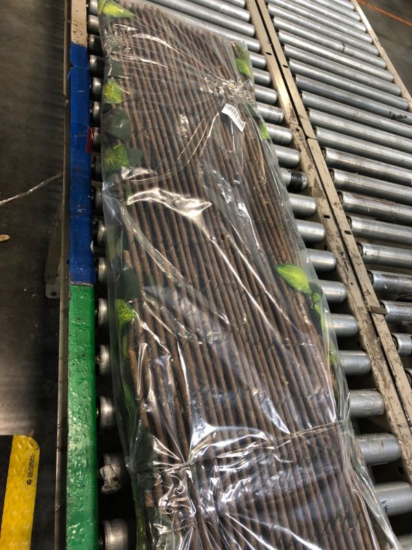 Photo 1 of 2 PACKJOYSFIT Expandable Faux Ivy Fence,Artificial Privacy Screen Decor for Outdoor Wall, Balcony and Patio, Single Sided Leaves (Green,1)