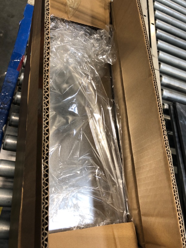 Photo 1 of ** SIMILAR ITEM **Stainless Steel Litter Box for Kittens,15.7"×11.8"×4" Mini Metal Litter Pan Low Entry for Small Kitten and Senior Cat,Kitty Shallow Litterbox for Guinea Pig,Puppy,Hamsters Toilet