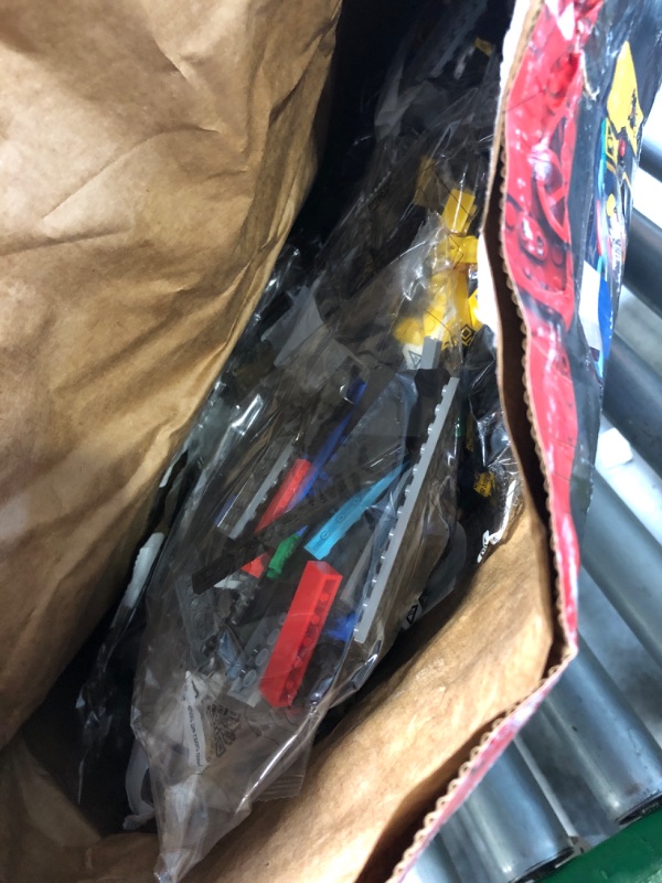 Photo 1 of ***box is damaged, unknown of missing partsLEGO Icons PAC-Man Arcade Building Kit, Build a Replica Model of a Classic Video Game, Nostalgic Gift for Fans of Retro Video Games and Retro Décor, Includes PAC-Man, Blinky and Clyde, 10323