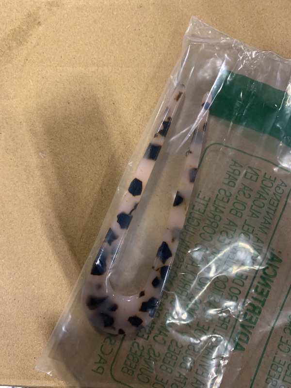 Photo 1 of *****ONLY ONE****

3Chuangdi 6 Pcs U Shaped French Hair Pin French Hair Tortoise Shell Fork Sticks 2 Prongs Updo Chignon Pins for Women Styling Accessories