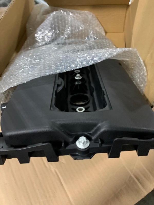 Photo 1 of Engine Valve Cover with Gaskets Bolts Oil Filler Cap Compatible with 2011-2020 Chevy Cruze Sonic Trax Aveo, 2008-2009 Saturn Astra, 2009-2010 Pontiac G3 1.6L 1.8L Replace# 55558673 55564395 264-920