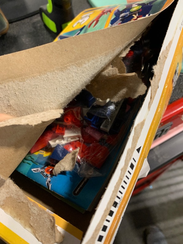 Photo 1 of LEGO Creator 3 in 1 Deep Sea Creatures, Transforms from Shark and Crab to Squid to Angler Fish, Sea Animal Toys, Gifts for 7 Plus Year Old Girls and Boys, 31088