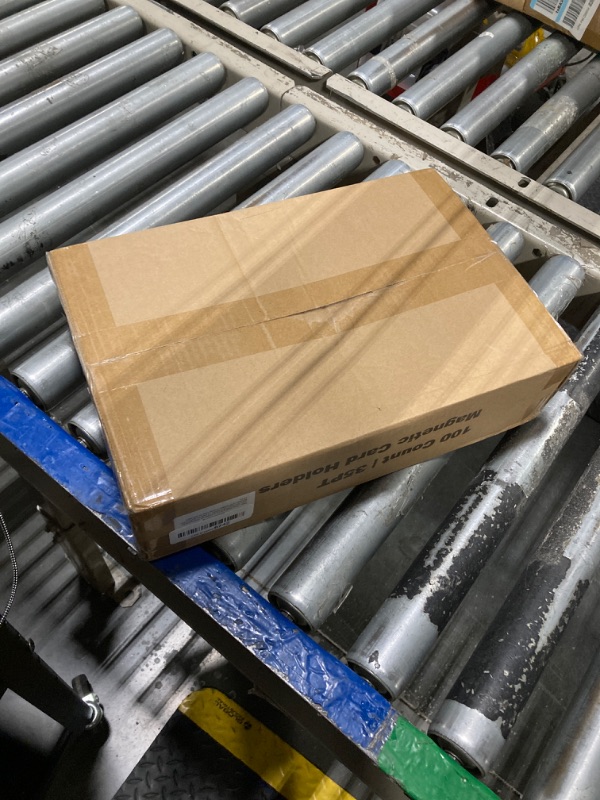 Photo 1 of 100ct Magnetic Card Holder, 35pt One Touch Card Holder, U-V Protectors Hard Plastic for Trading Cards, Magnet Case, Sports, Game, Football, Baseball Cards Holder