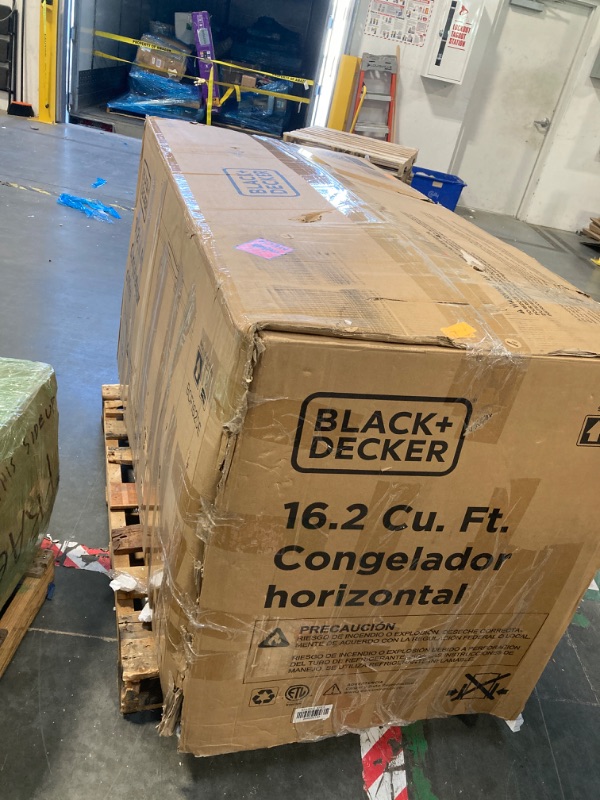 Photo 1 of **VERY USED** BLACK+DECKER 16.2 Cu. Ft. Chest Freezer, Deep Freezer with Top Opening, Freezer Chest with 2 Removable Storage Baskets, Mechanical Temperature Control, Manual Defrost, R600a Refrigerant,BCF1620E,White