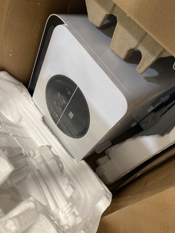 Photo 1 of **MISSING PARTS**BLACK+DECKER 10,000 BTU Portable Air Conditioner for Rooms up to 450 Sq. with Remote Control, White