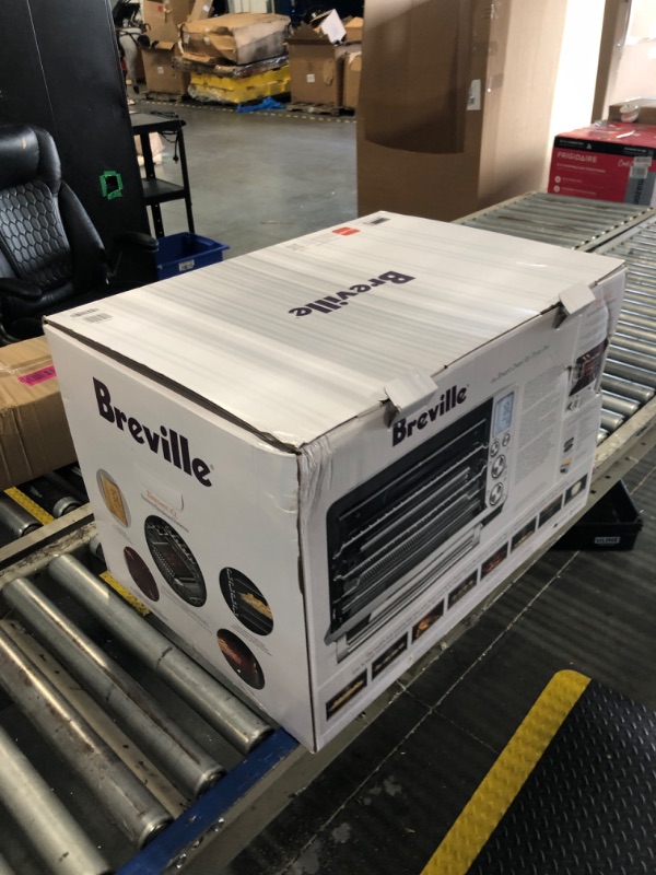 Photo 1 of *&**dented tray**
Smart Oven Air Fryer Pro and Convection Oven, Brushed Stainless Steel