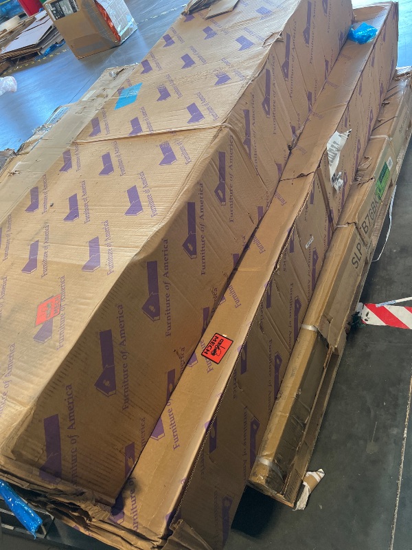 Photo 1 of *** ALL BRAND NEW AND STILL IN THE BOX W ANOTHER PROTECTIVE BOX *** Furniture of America Rhodo Glam Button Tufting Fabric Upholstered 3-Piece Bedroom Set, Bed and 2 Nightstands, California King, Black