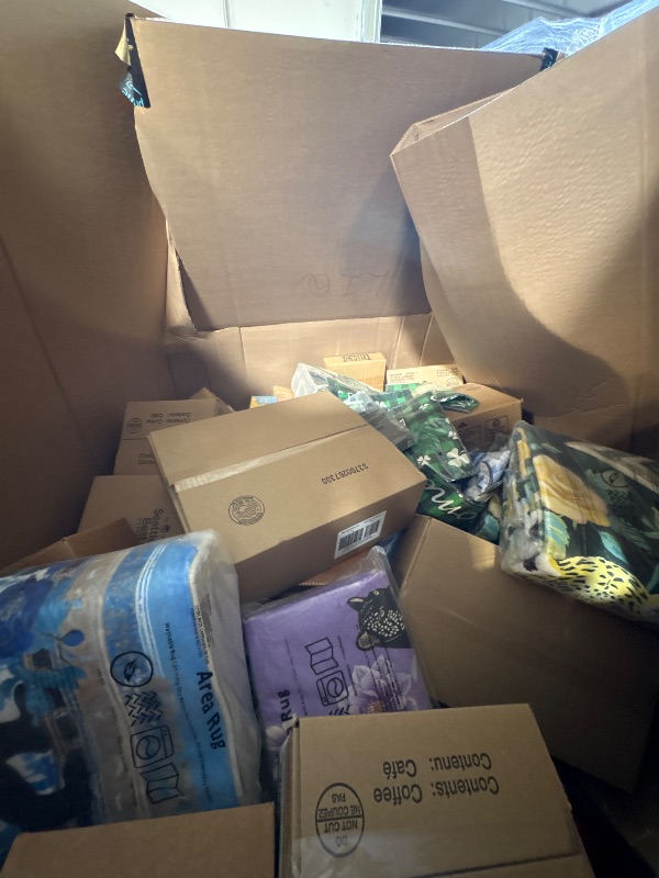 Photo 1 of -FINAL SALE-Assorted items for sale- these are sold as is-NO RETURNS OR REFUND OR STORE CERDIT
