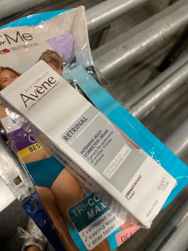 Photo 1 of Avène Retrinal 0.1% Intensive Multi-Corrective Cream, Retinal Face Cream Formulated with Retinaldehyde, Niacinamide & Hyaluronic Acid, Anti-aging Cream Visibly Reduces Wrinkles & Fine Lines, 1 Fl Oz