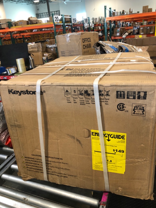 Photo 1 of **FACTORY SEALED**Keystone 18,000 BTU Window Air Conditioner and Dehumidifier, 230V, Window Unit Air Conditioners for Apartment, Living Room, Bedroom, Large Rooms up to 1000 Sq.Ft., Window Air Conditioner with Remote