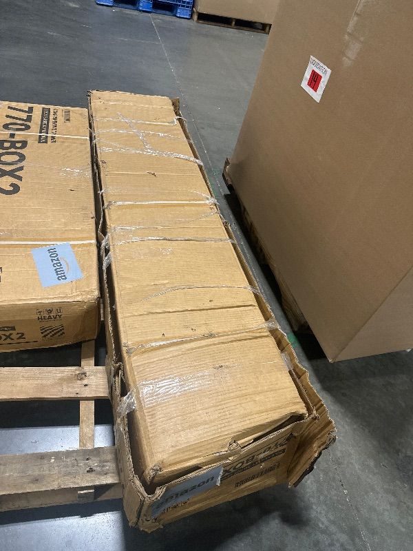 Photo 1 of **No Return**No Return**No Return**No Return**No Return**No Return**
1) FAVSH TWIN SIZE DAYBED W/TRUNDLE, VELVET UPHOLSTERED SOFA BED WITH AND CHANNEL TUFTED BACKREST & WOOD SLAT SUPPORT FOR BEDROOM LIVING ROOM GUEST ROOM, PINK**missing parts**
2) HIDSLIV